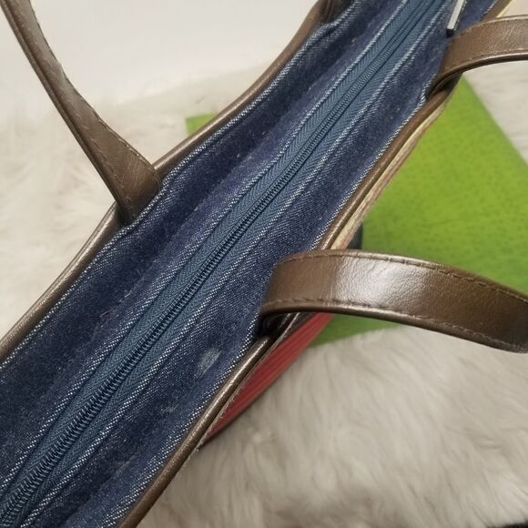 Colorful Bucket Bag. Bath and Body Works - Picture 6 of 10